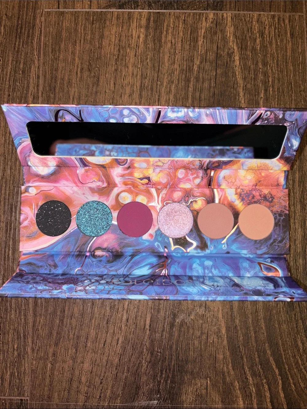 Kaleidos Futurism III: Astro-Pink Eyeshadow Palette